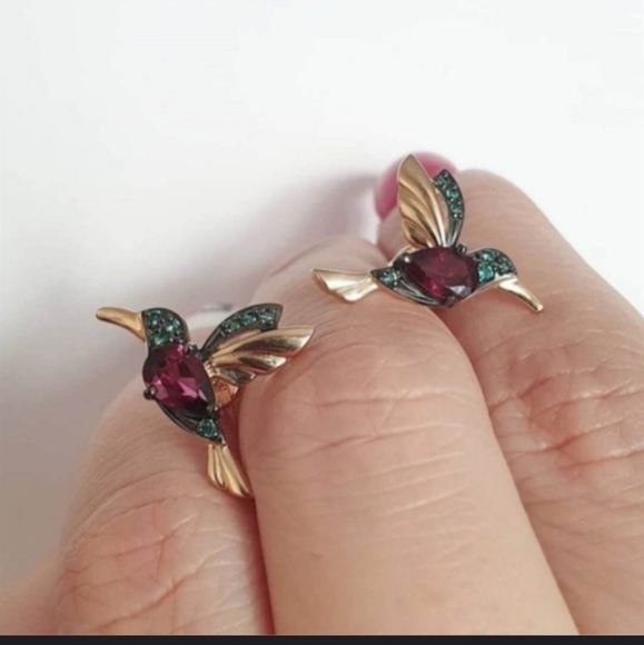 LAST 1! 2XHP! NWT Pink Hummingbird Chain Earrings! - Picture 6 of 8